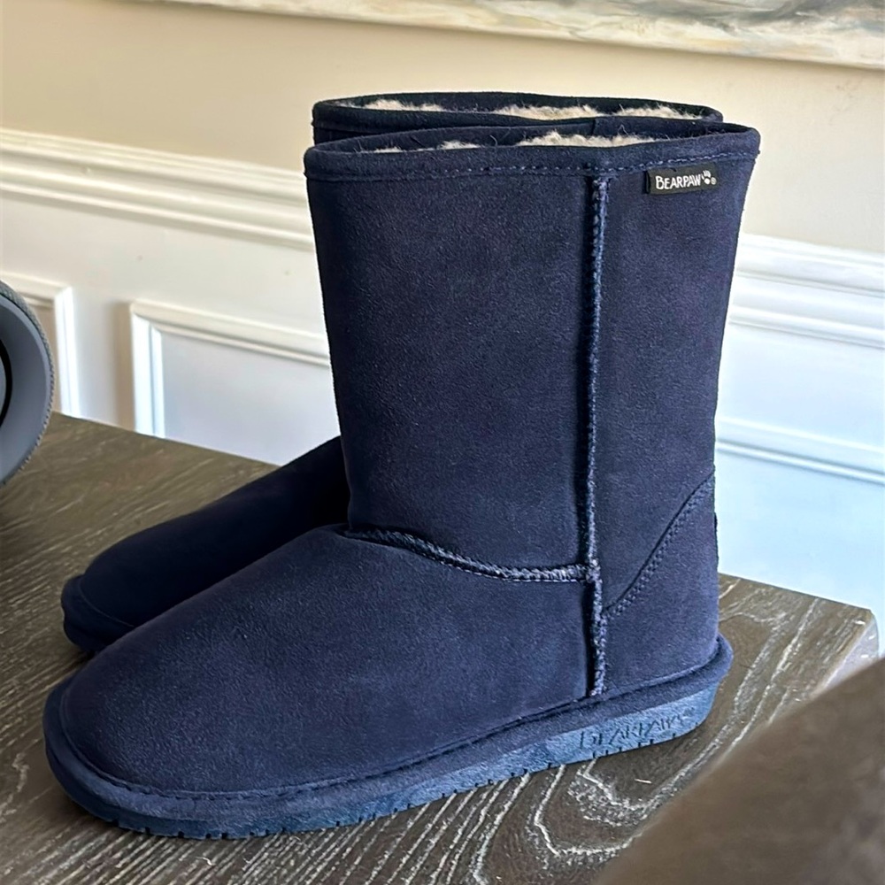 NWT BearPaw “Perfect boot for these colder days! 5-star comfort!